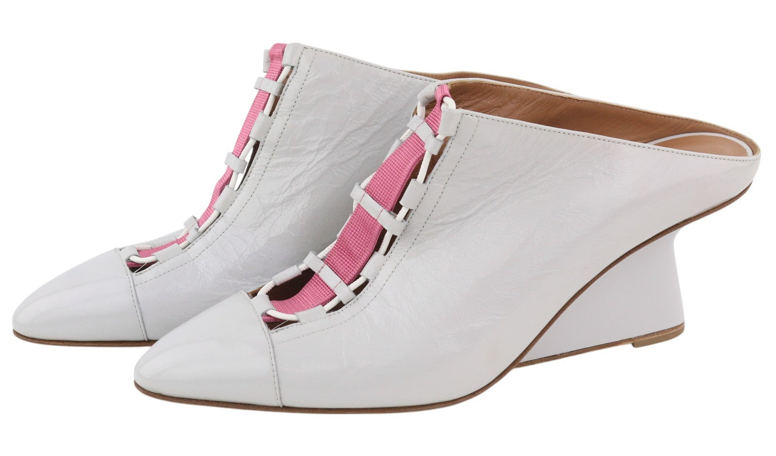 EMPORIO ARMANI X3R016 moteriški aukštakulniai, 37 dydžio, pilkos odos, su užsegamu dirželiu. Detalės. 