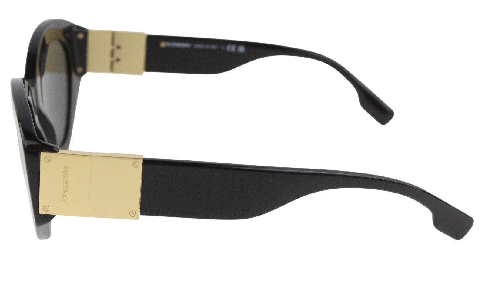 BURBERRY Sophia moteriški akiniai nuo saulės OS su juodu tonuotu katės akių formos auksiniu akcentu, rekomenduojama kaina – 250 € 