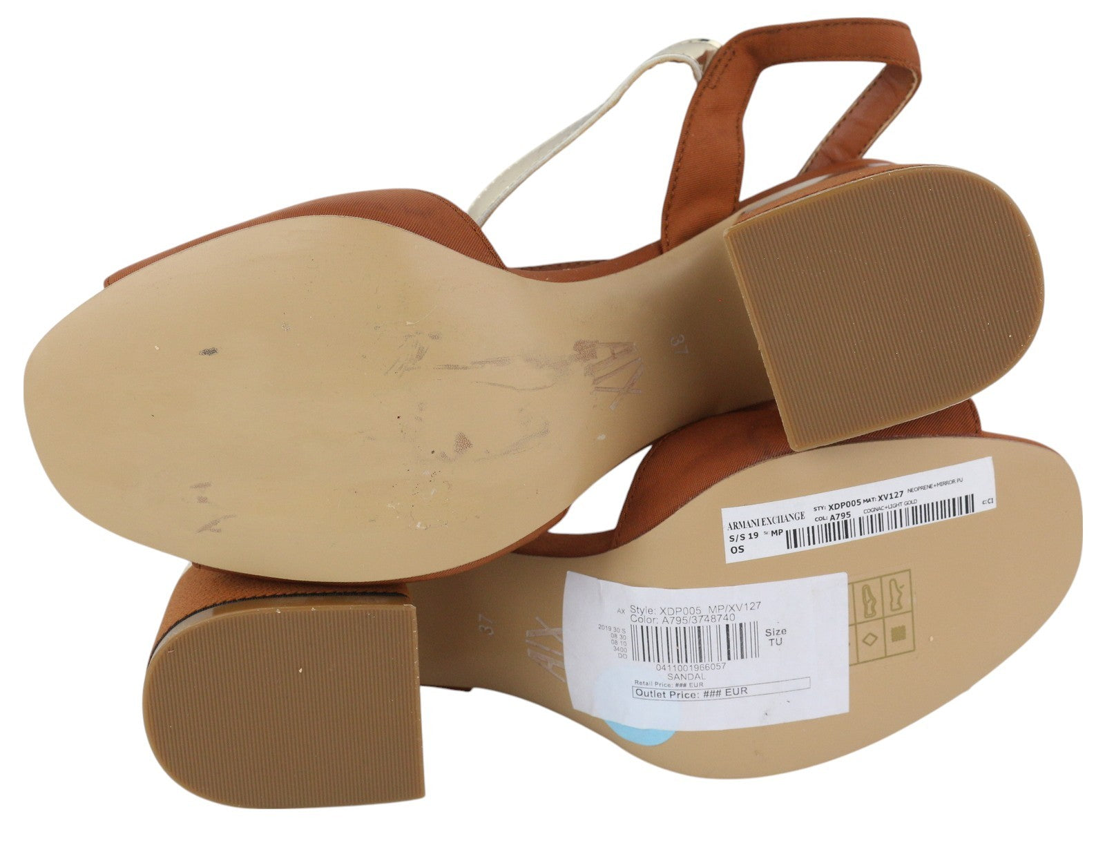 ARMANI EXCHANGE XDP005 moteriškos basutės, 37 dydžio, rudos, blizgios odos detalės, blokinis kulnas. 