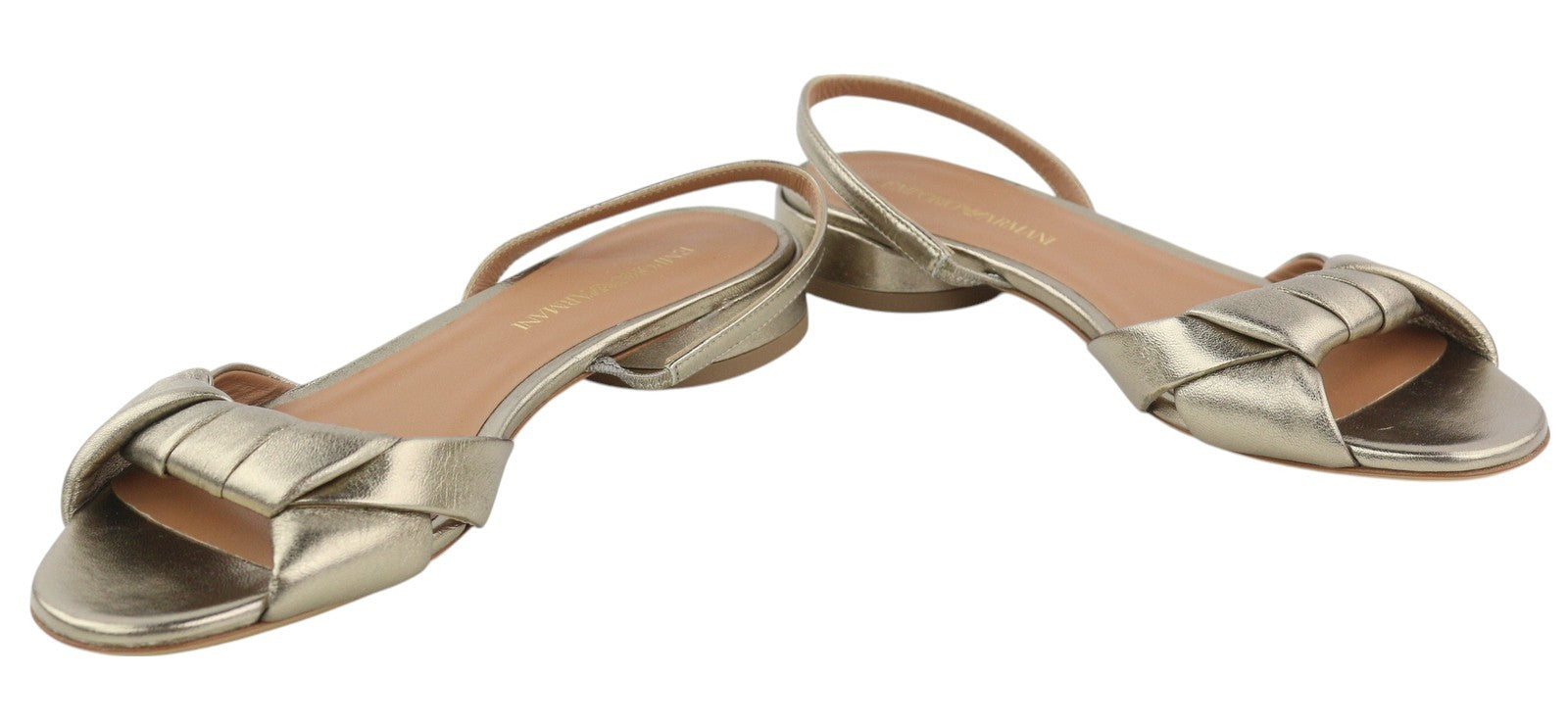 EMPORIO ARMANI moteriškos basutės, 37 EU, blizgančios auksinės spalvos, odinės, užsegamos, be kulno, su logotipu 