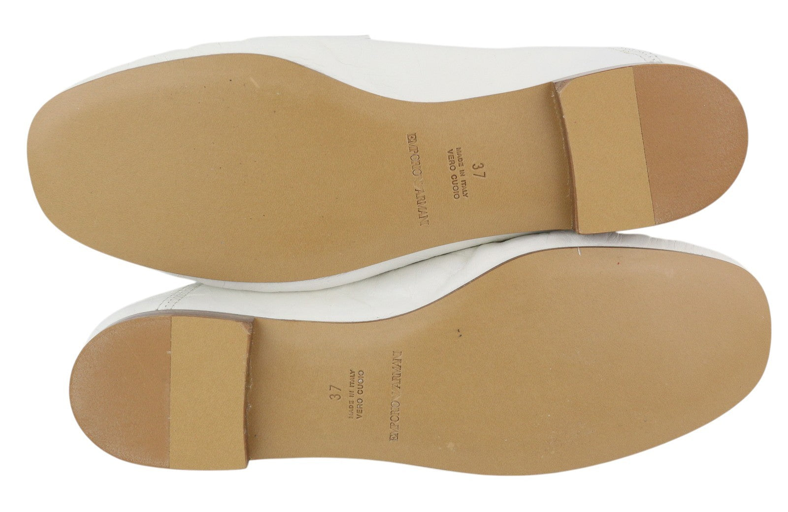 EMPORIO ARMANI moteriški bateliai, 37 €, balti, odiniai, kvadratinės nosies, spalvingos detalės, mokasinai. 