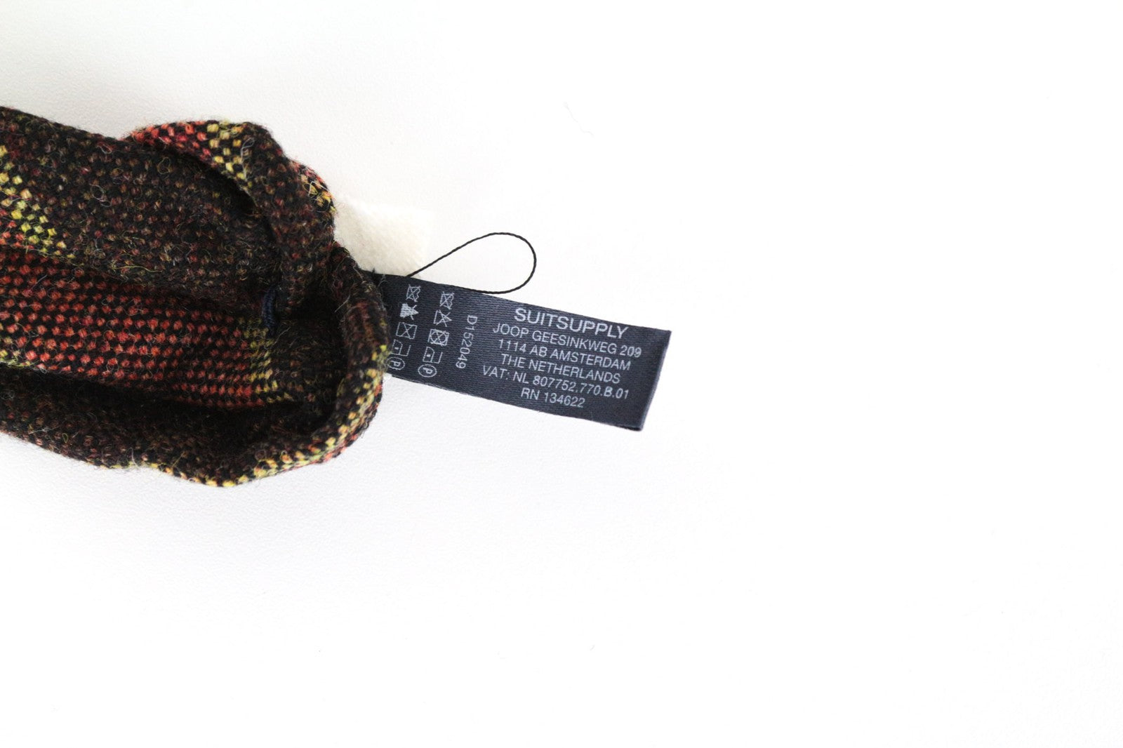 SUITSUPPLY vyriškas kaklaraištis ~150x8cm rudas grynos vilnos dryžuotas smailiais galais klasikinis 