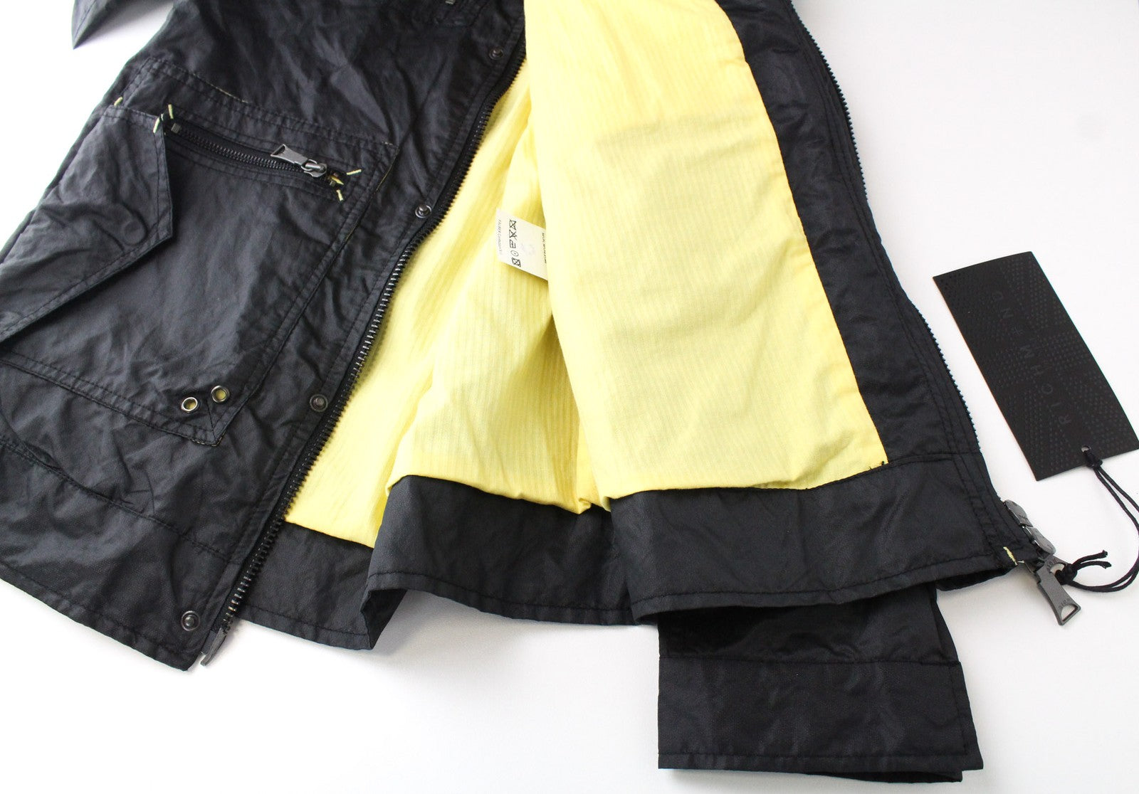 RICHMOND vyriška juoda striukė, 48 dydžio, su užtrauktuku priekyje, laisvalaikio, lengva, ilgomis rankovėmis 