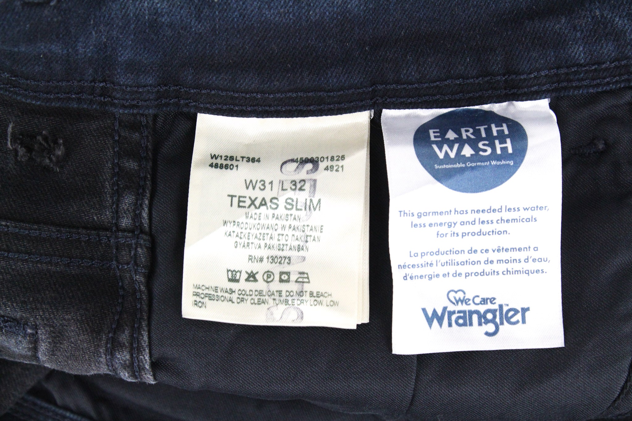 WRANGLER Texas džinsai W31 L32 vyriški, prigludę, mėlyni, tamprūs, užtrauktuku, aukštu liemeniu 