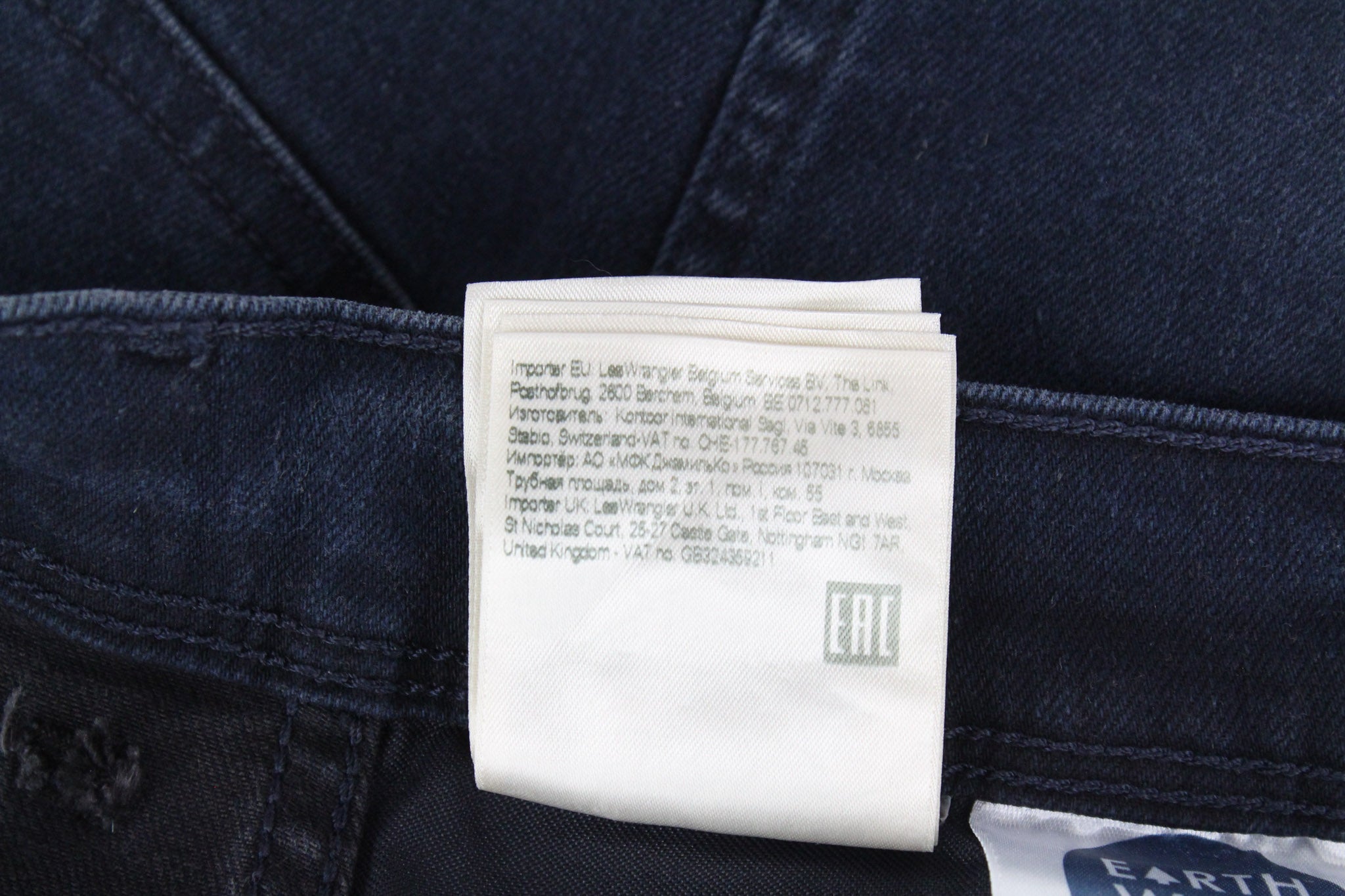 WRANGLER Texas džinsai W31 L32 vyriški, prigludę, mėlyni, tamprūs, užtrauktuku, aukštu liemeniu 