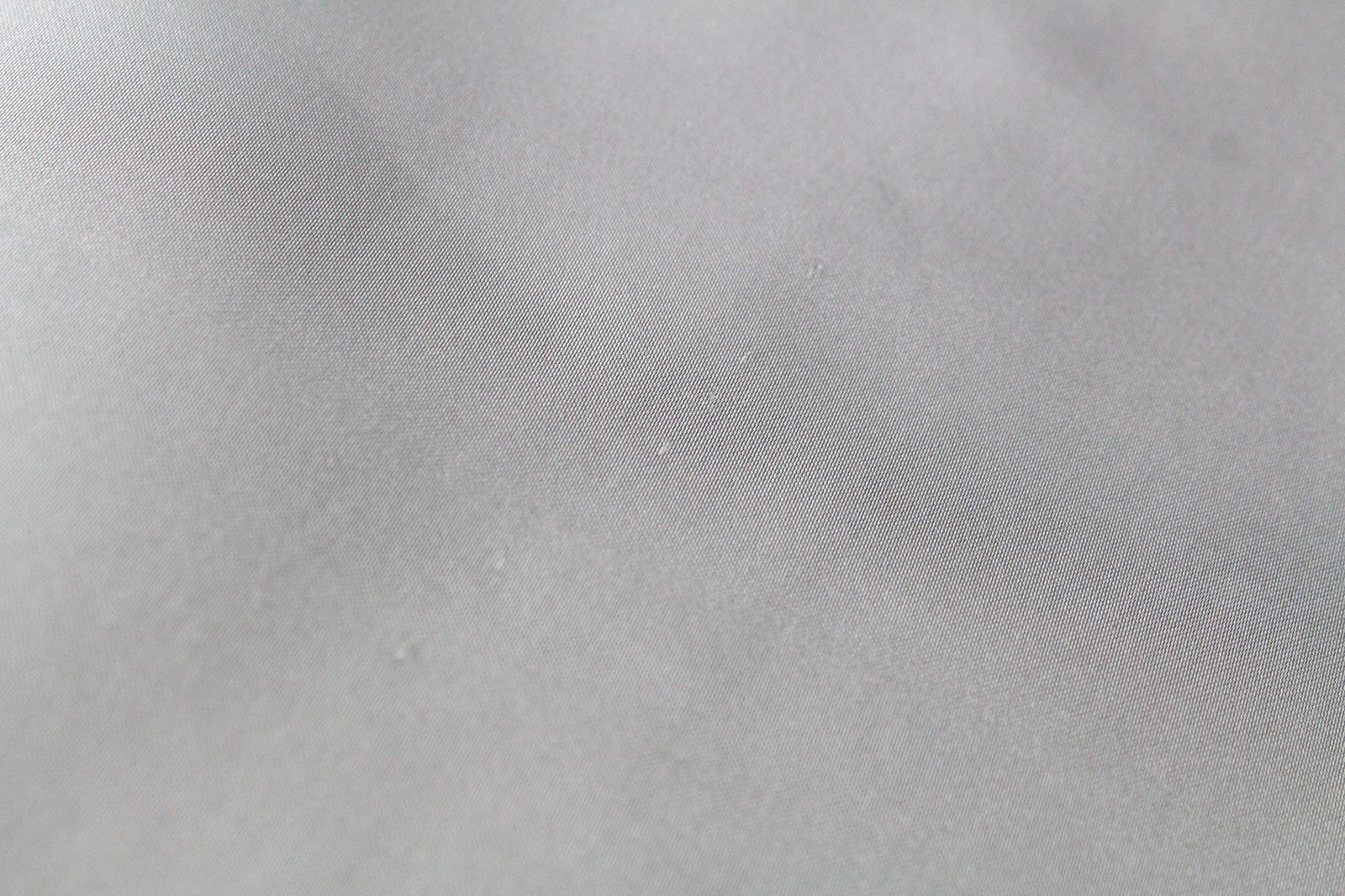 RICHMOND vyriškas pilkas sidabrinis smokingo švarkas su 48 smailiu atlapu ir pamušalu 