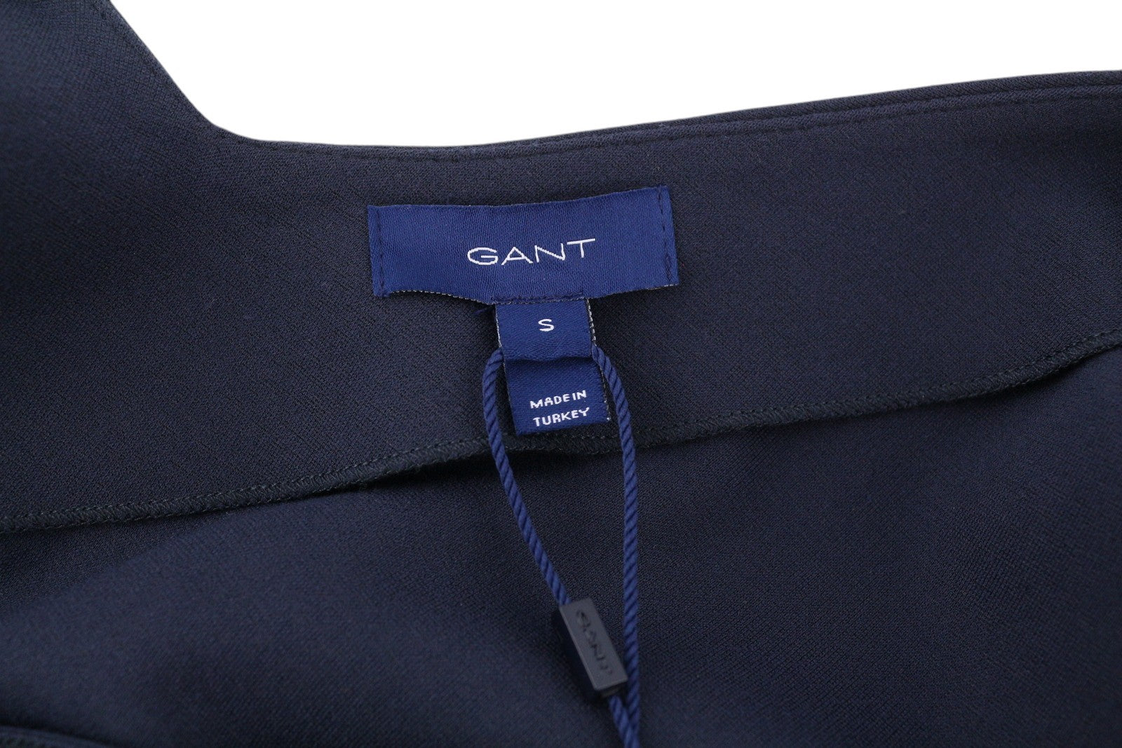 GANT „Meadow Holeseam Jersey“ moteriška suknelė, mėlyna, trumpomis rankovėmis, tampri, iki kelių 