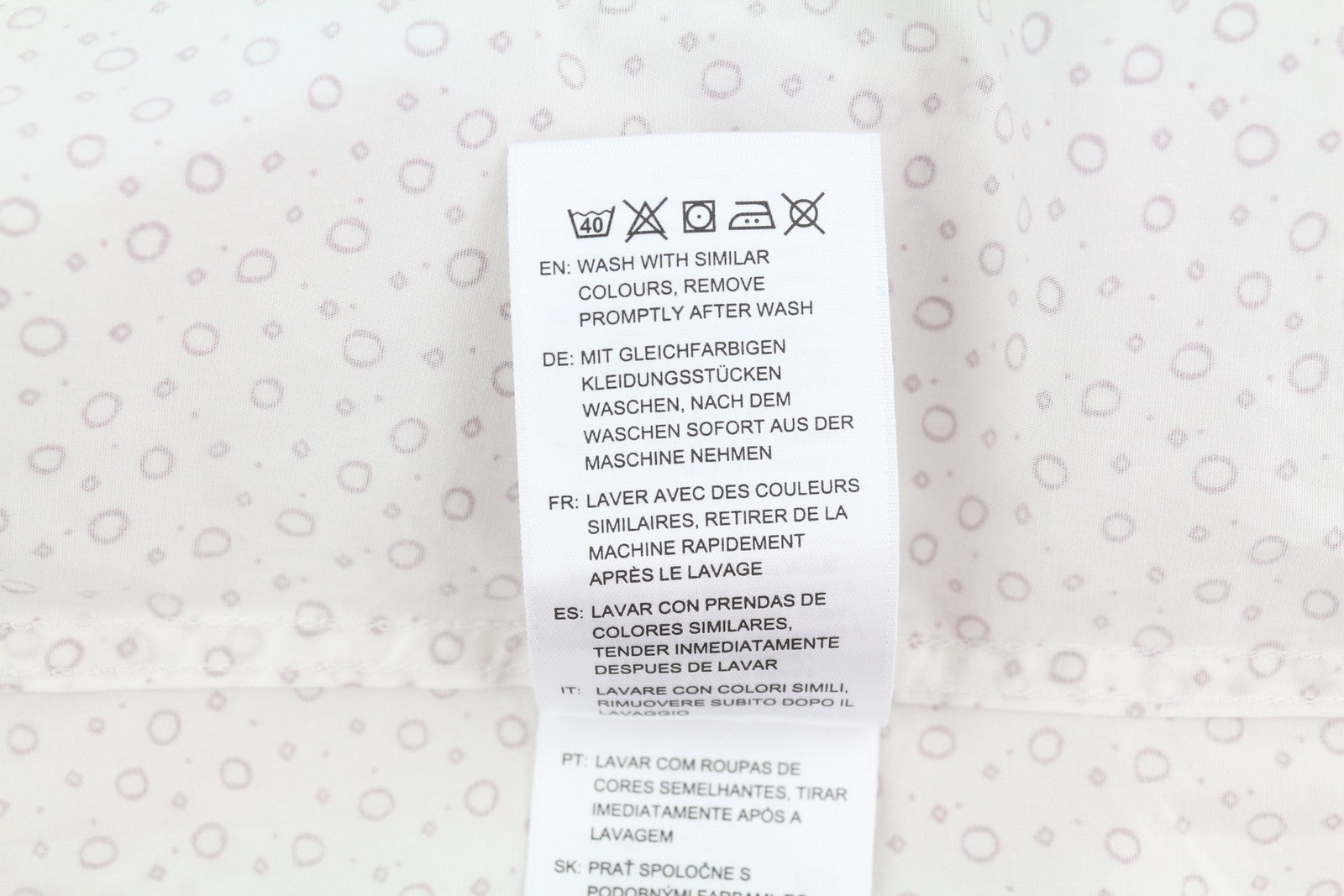 GANT Tamprūs, plačiadrabdžiai moteriški marškinėliai su raštu, 38 dydžio, balti, su sagomis užsegamais kraštais 