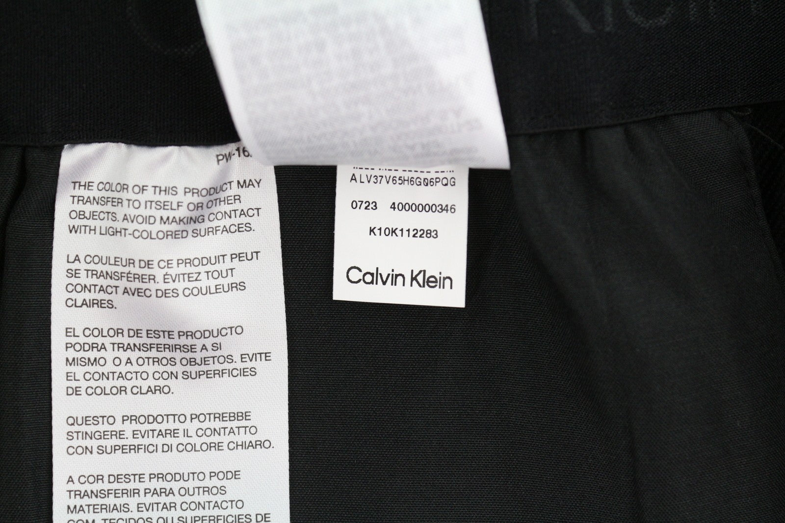 CALVIN KLEIN Crinkle Tech Stretch vyriškos kelnės L juodos, plonos, elastingo juosmens 