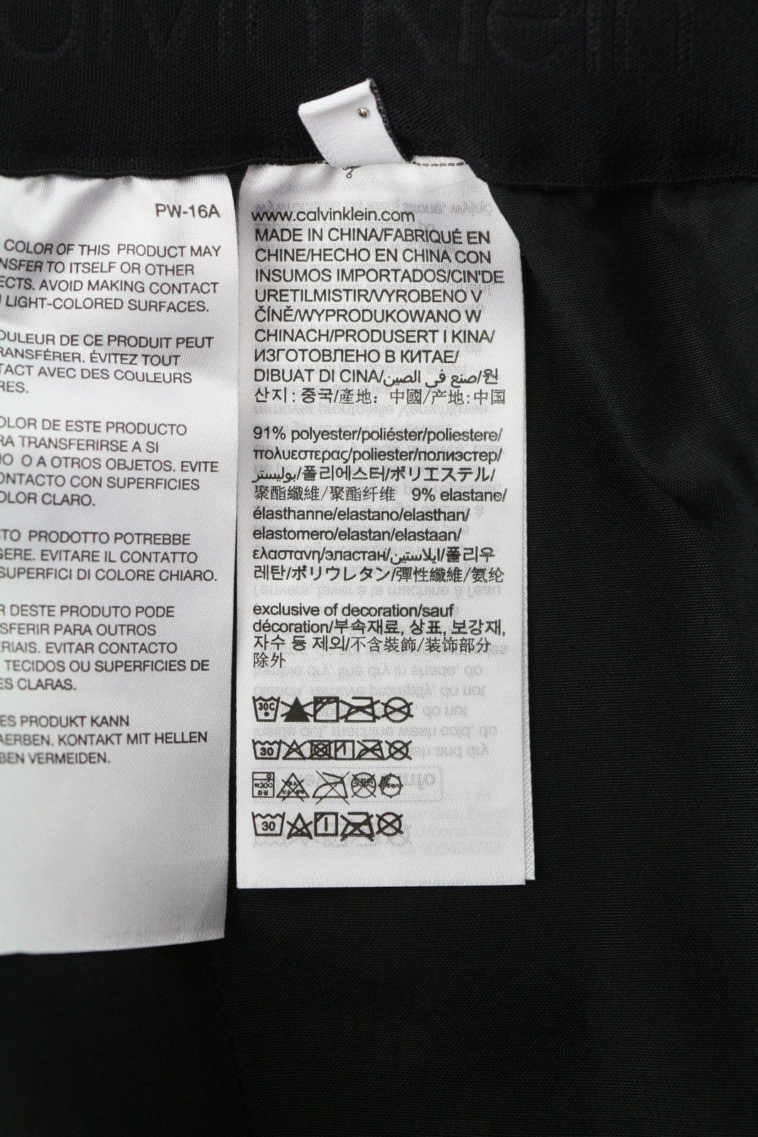 CALVIN KLEIN Crinkle Tech Stretch vyriškos kelnės L juodos, plonos, elastingo juosmens 