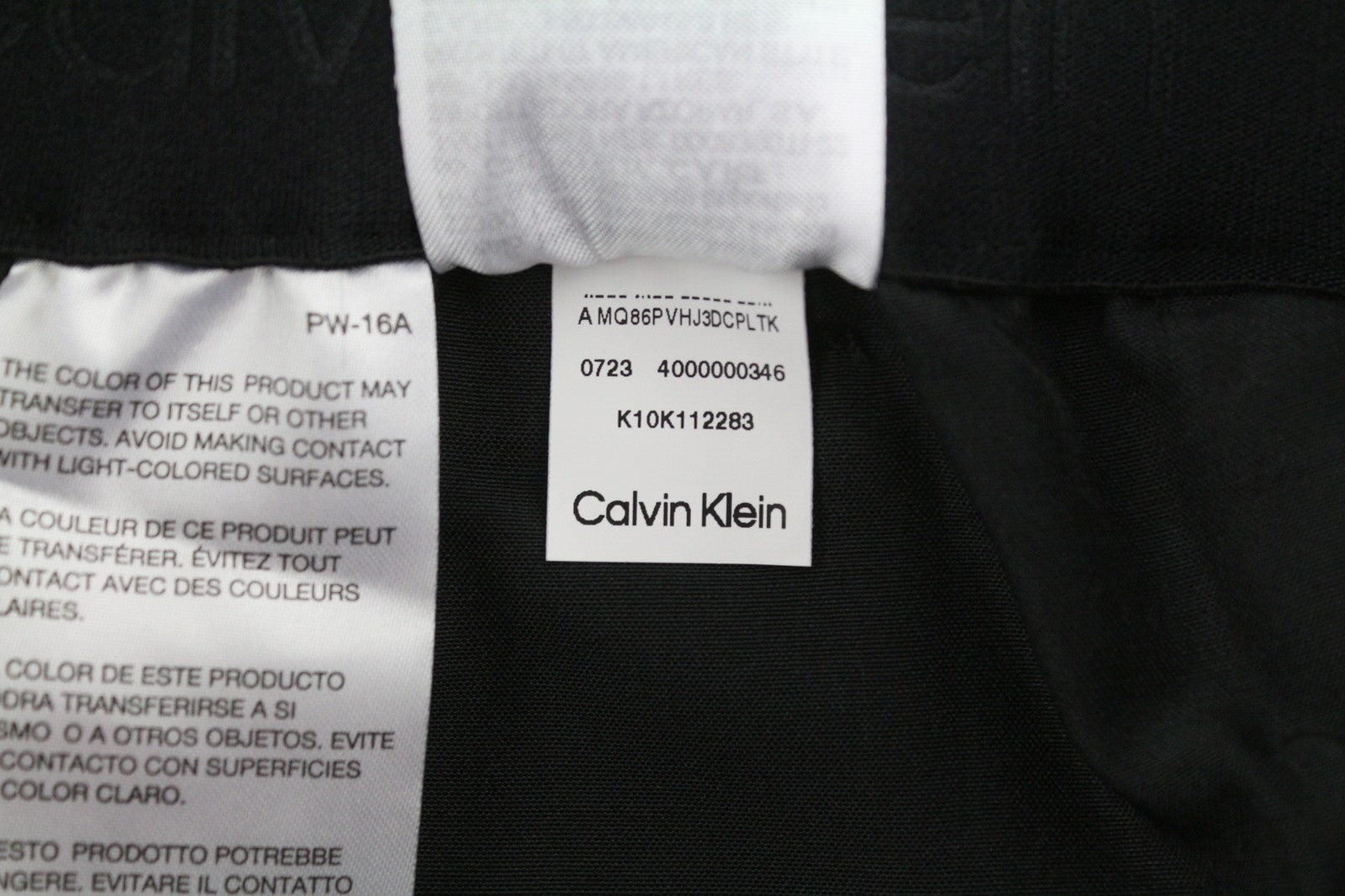 CALVIN KLEIN Crinkle Tech Stretch vyriškos kelnės S juodos Slim Fit su elastingu juosmeniu 