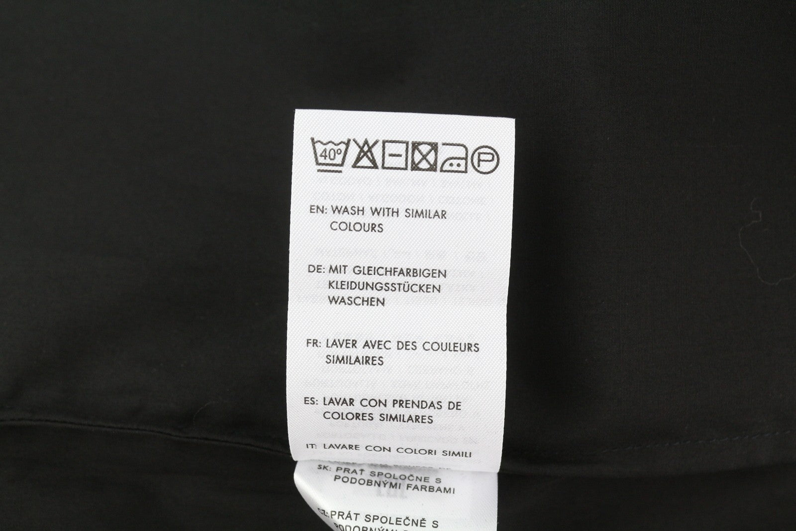 GANT Tux klostuoti laisvalaikio stiliaus moteriški marškinėliai, 32 dydžio, juodi, su sagomis užsegama juostele, ilgomis rankovėmis 