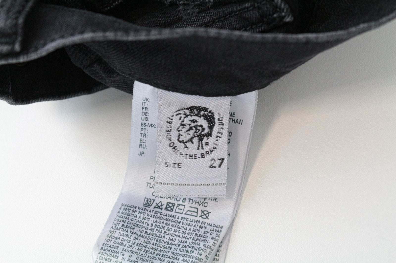 DIESEL D-Eetar 069DV vyriški džinsai W27/L32 juodi, siaurėjantys, tamprūs medvilniniai džinsai 