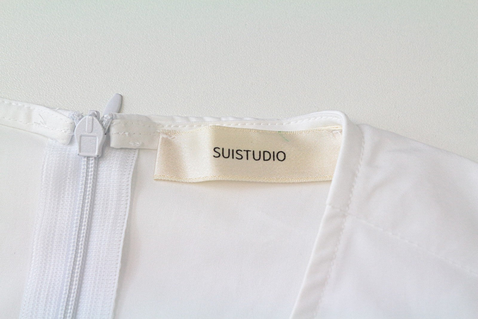SUISTUDIO Dylan moteriška suknelė UK6R balta marškinių suknelė su medvilnine tunika ilgomis rankovėmis 