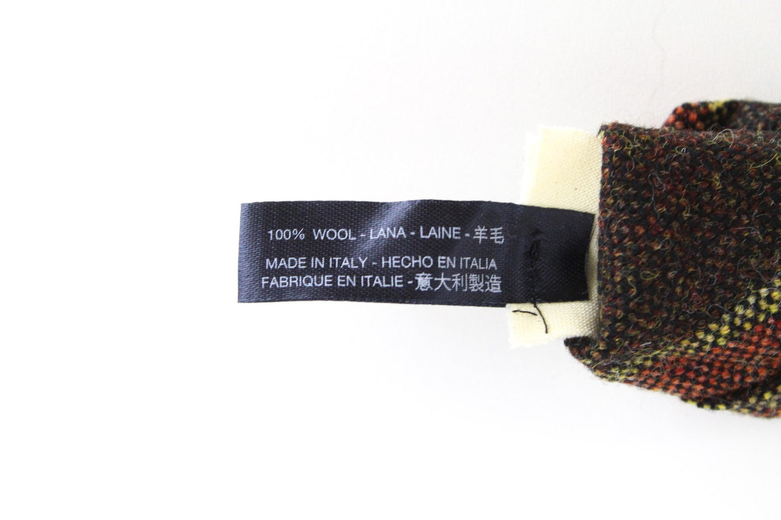 SUITSUPPLY vyriškas kaklaraištis ~150x8 rudas vilnonis dryžuotas smailiais galais oficialus kaklaraištis 