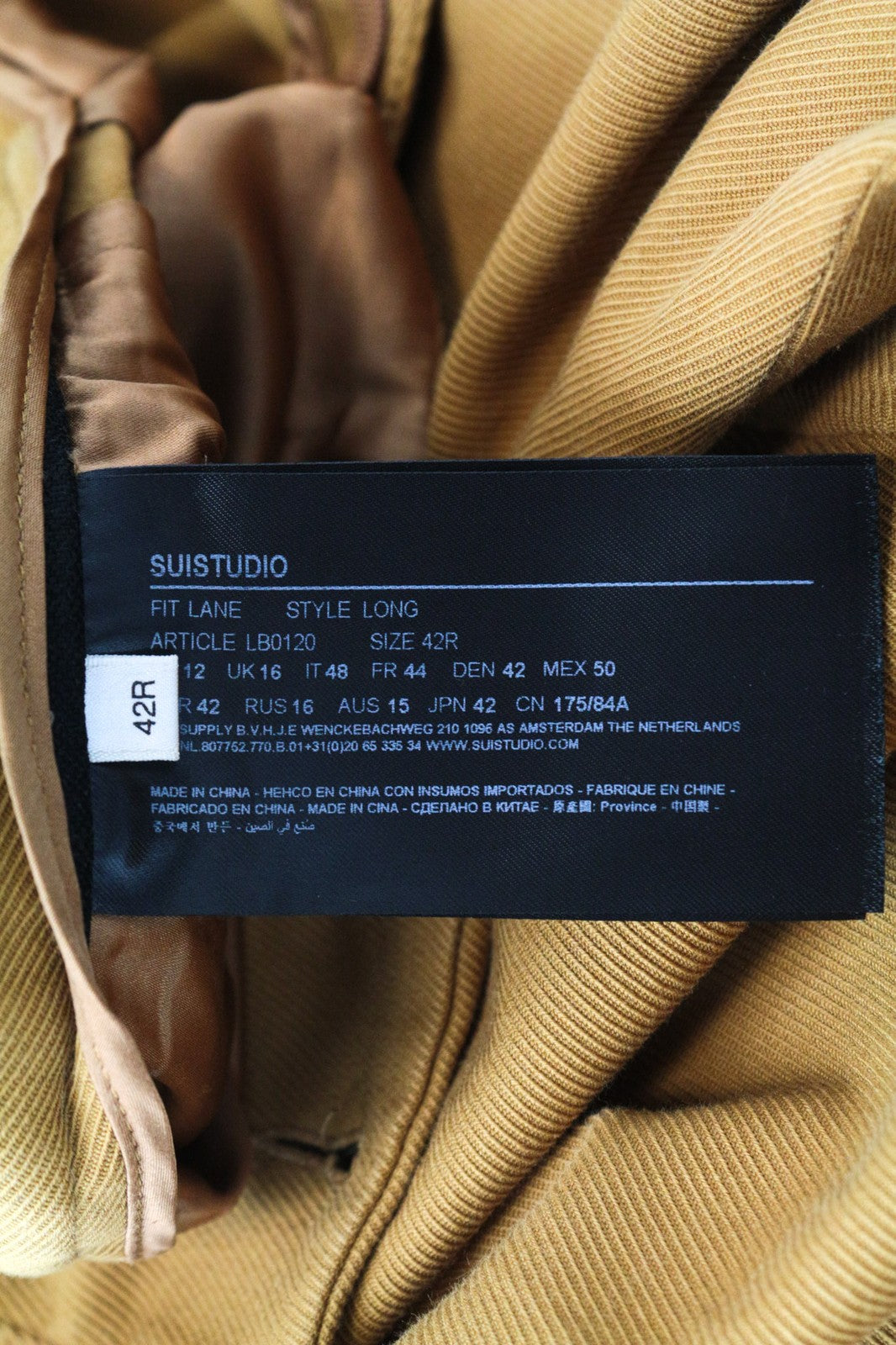 SUISTUDIO Lane moteriškos kelnės UK16R rudos dryžuoto audinio, plonos, ilgos, medvilninės, plokščio priekio. 