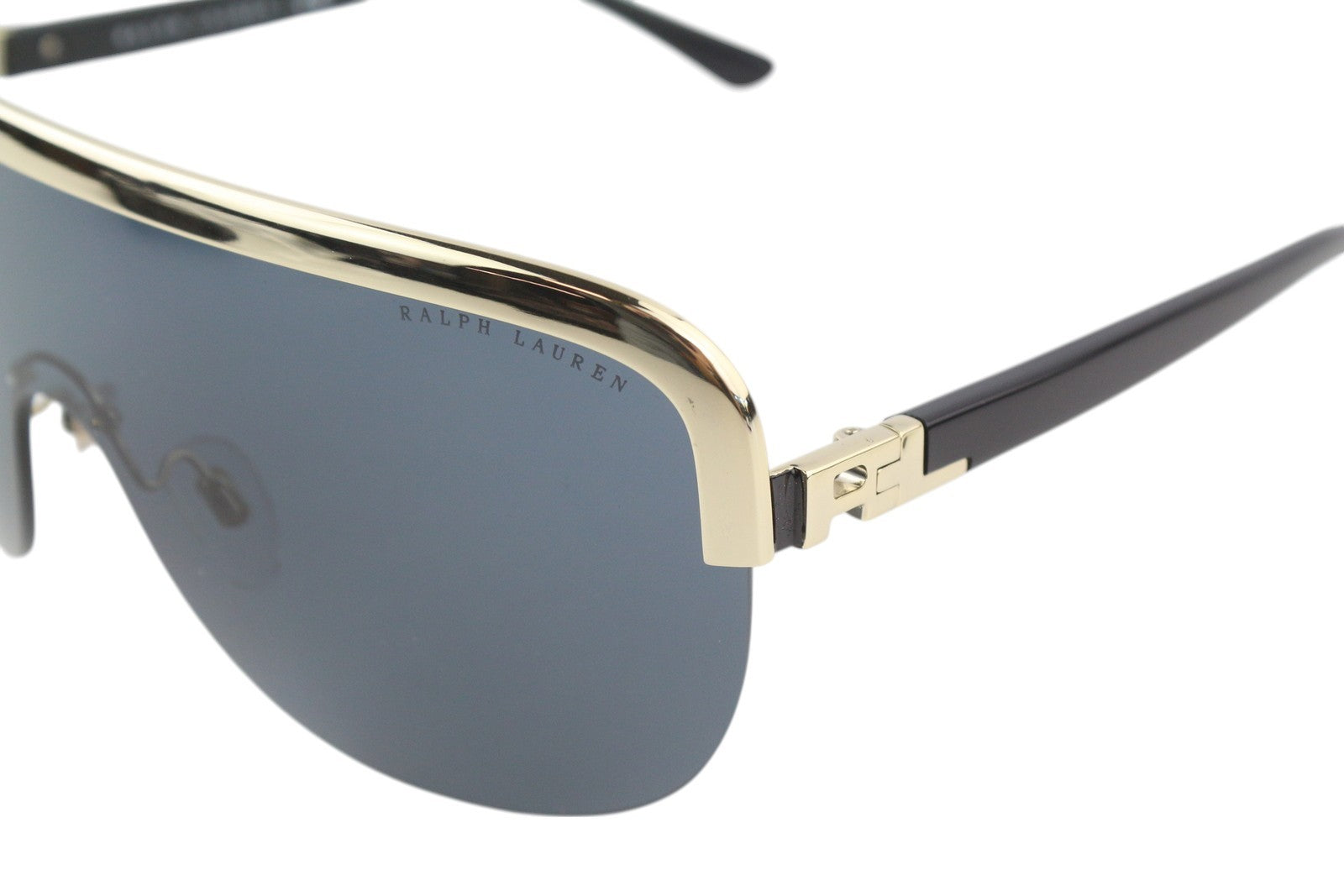 RALPH LAUREN 0RL7057 moteriški akiniai nuo saulės OS juodi su UV apsauga, auksinės spalvos detalėmis, laisvalaikio stiliaus. 