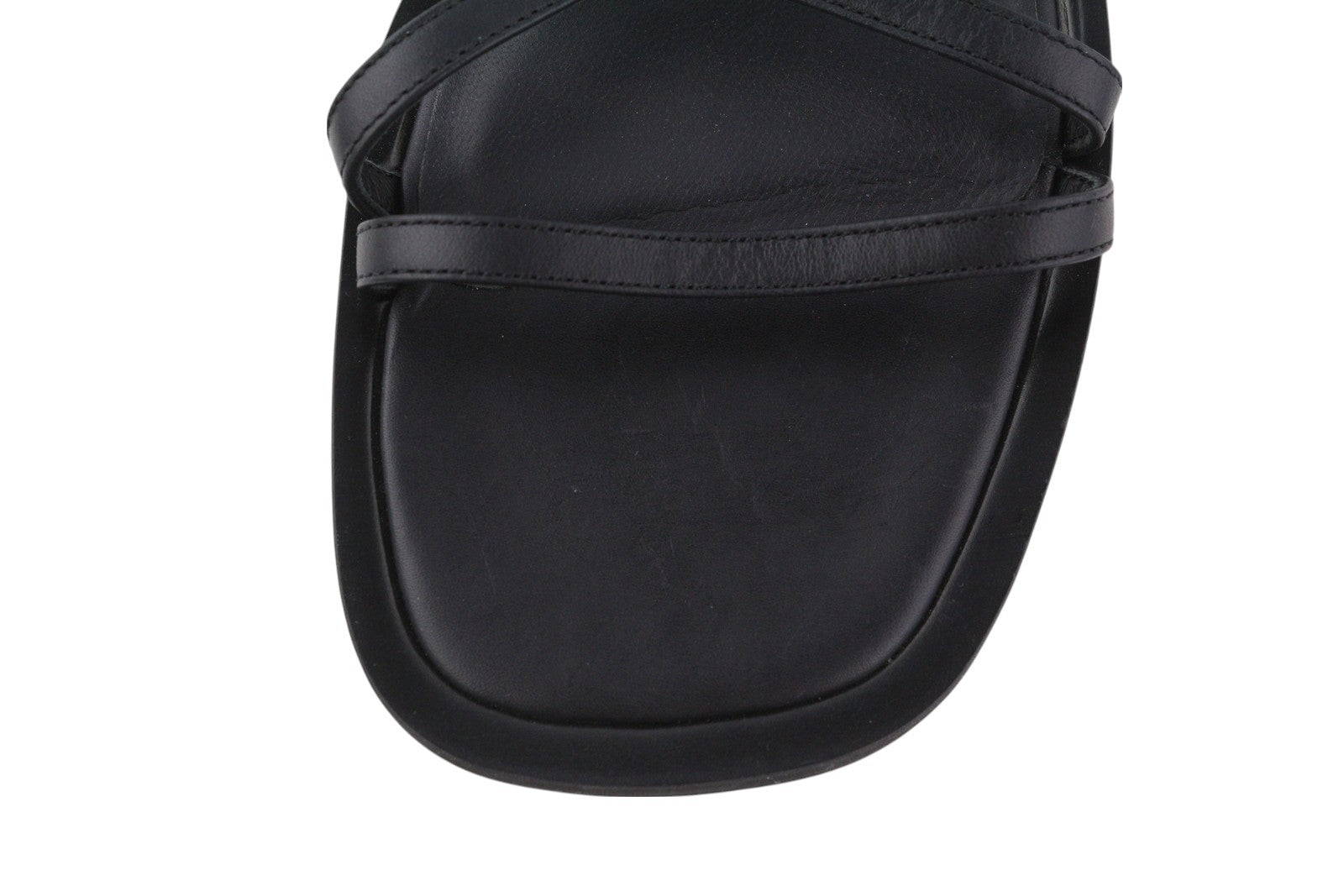 EMPORIO ARMANI X3P718 moteriškos basutės, 37 dydžio, juodos, odinės, be petnešėlių, laisvalaikio stiliaus. 