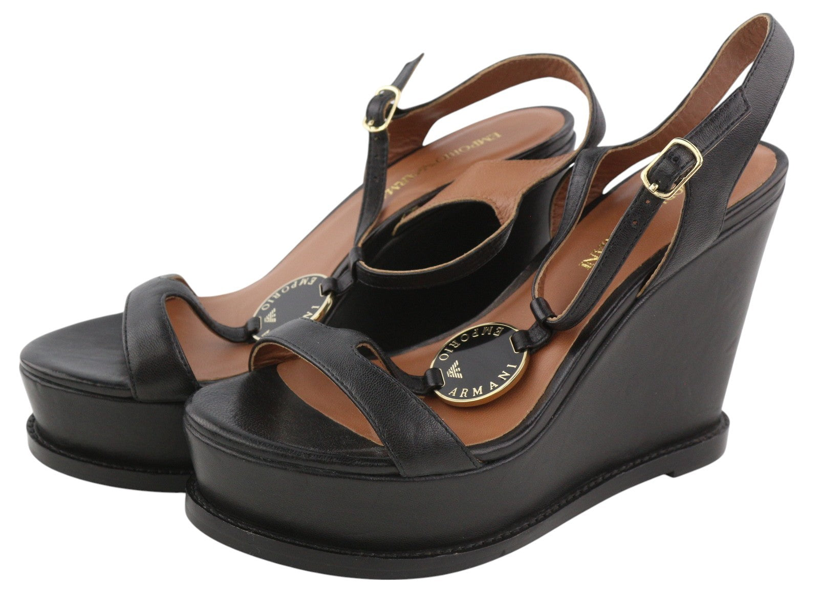 EMPORIO ARMANI moteriškos basutės, 37 €, juodos, odinės, pleišto formos, platforminės, laisvalaikio stiliaus. 
