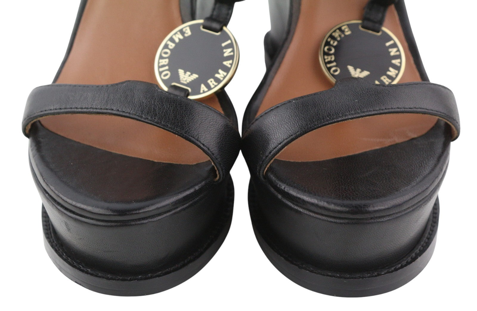 EMPORIO ARMANI moteriškos basutės, 37 €, juodos, odinės, pleišto formos, platforminės, laisvalaikio stiliaus. 