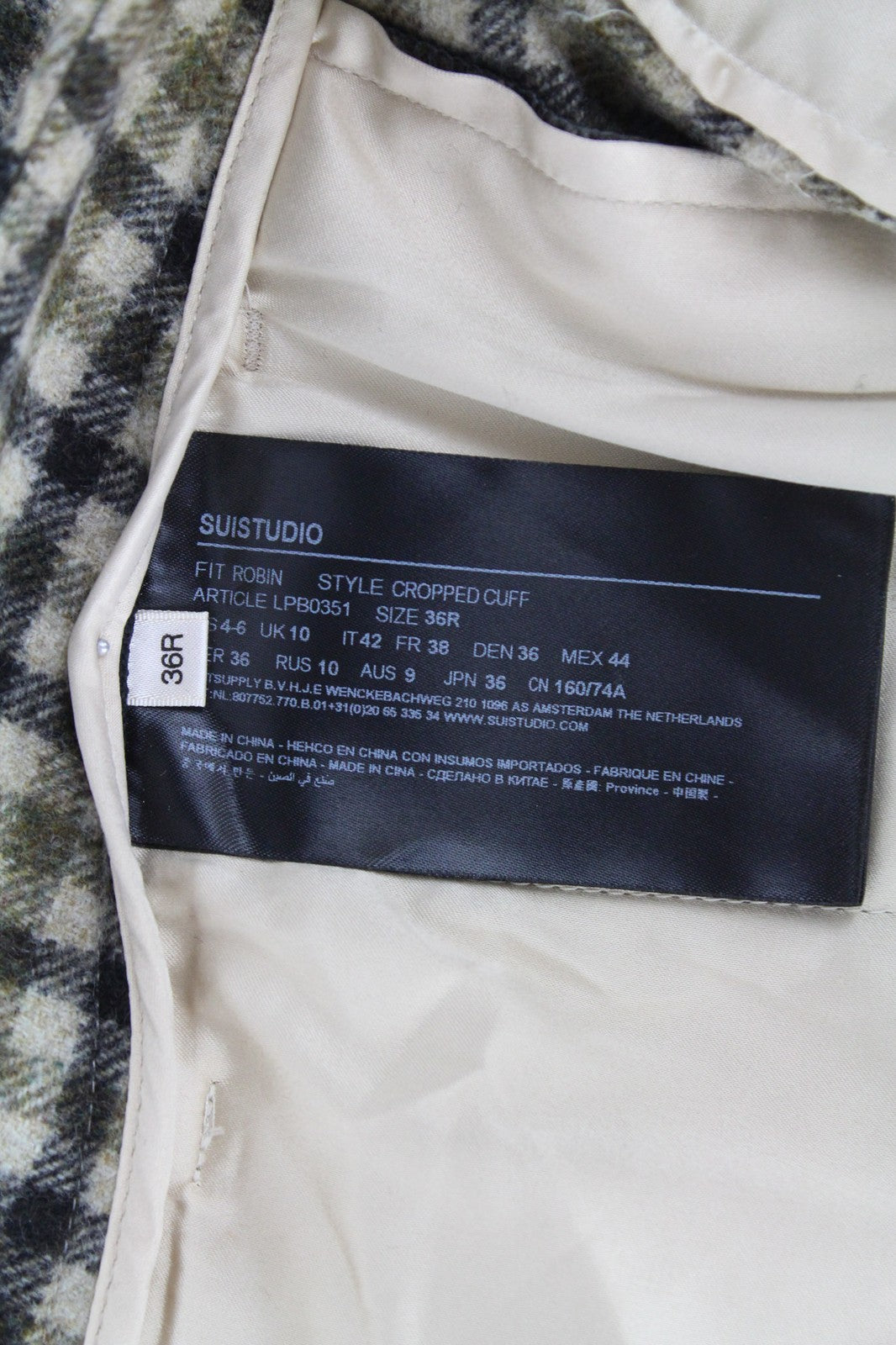 SUISTUDIO Robin moteriškos trumpos grynos vilnos klostuotos pilkos languotos kelnės (UK10)