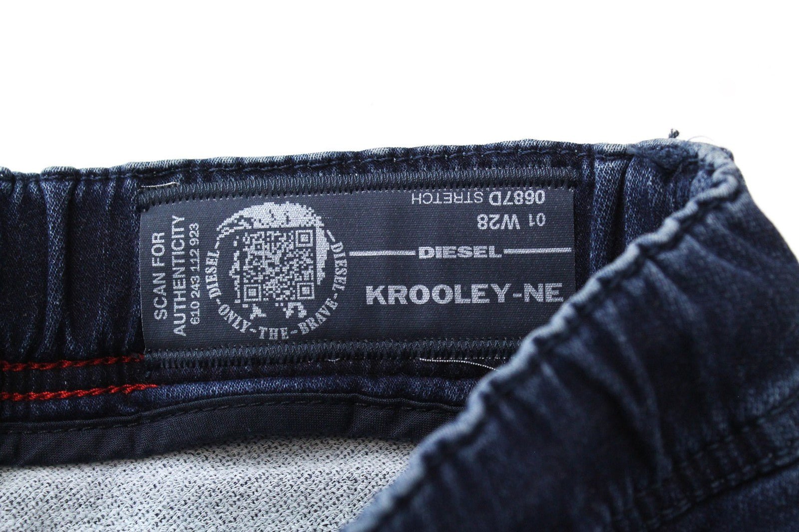DIESEL Krooley-NE 0687D vyriški W28 Slim Carrot Jogg mėlyni tamprūs sportiniai džinsai 