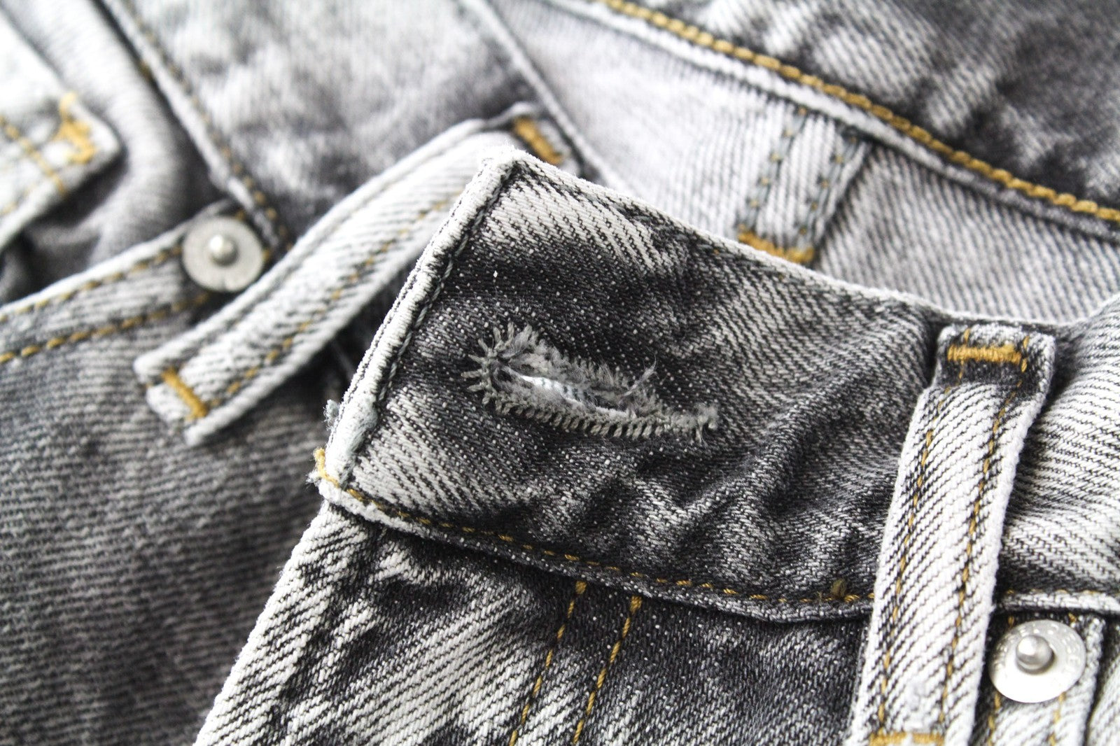 DIESEL Widee 8880X Women's W24 Straight Washed Grey Fit Cotton Girls Jeans