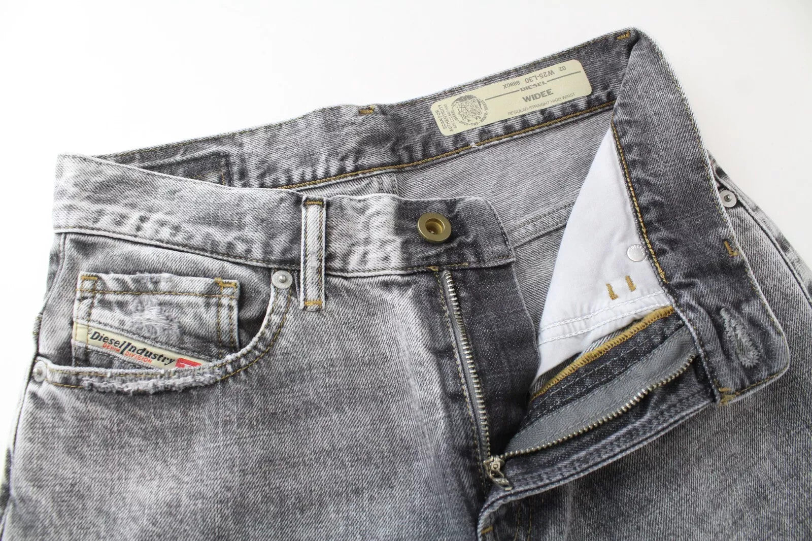 DIESEL Widee 8880X Women's W25 Straight Fit Washed Grey Pure Cotton Jeans