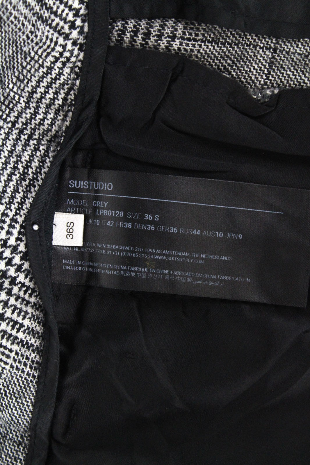 SUISTUDIO moteriškos pilkos languotos klostuotos vilnos, šilko ir lino mišinio kelnės iš UK10S 