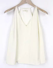 SUISTUDIO Rickie moteriški marškinėliai, UK8, balkšvi, šilkinis megztinis su V formos iškirpte ir pamušalu 