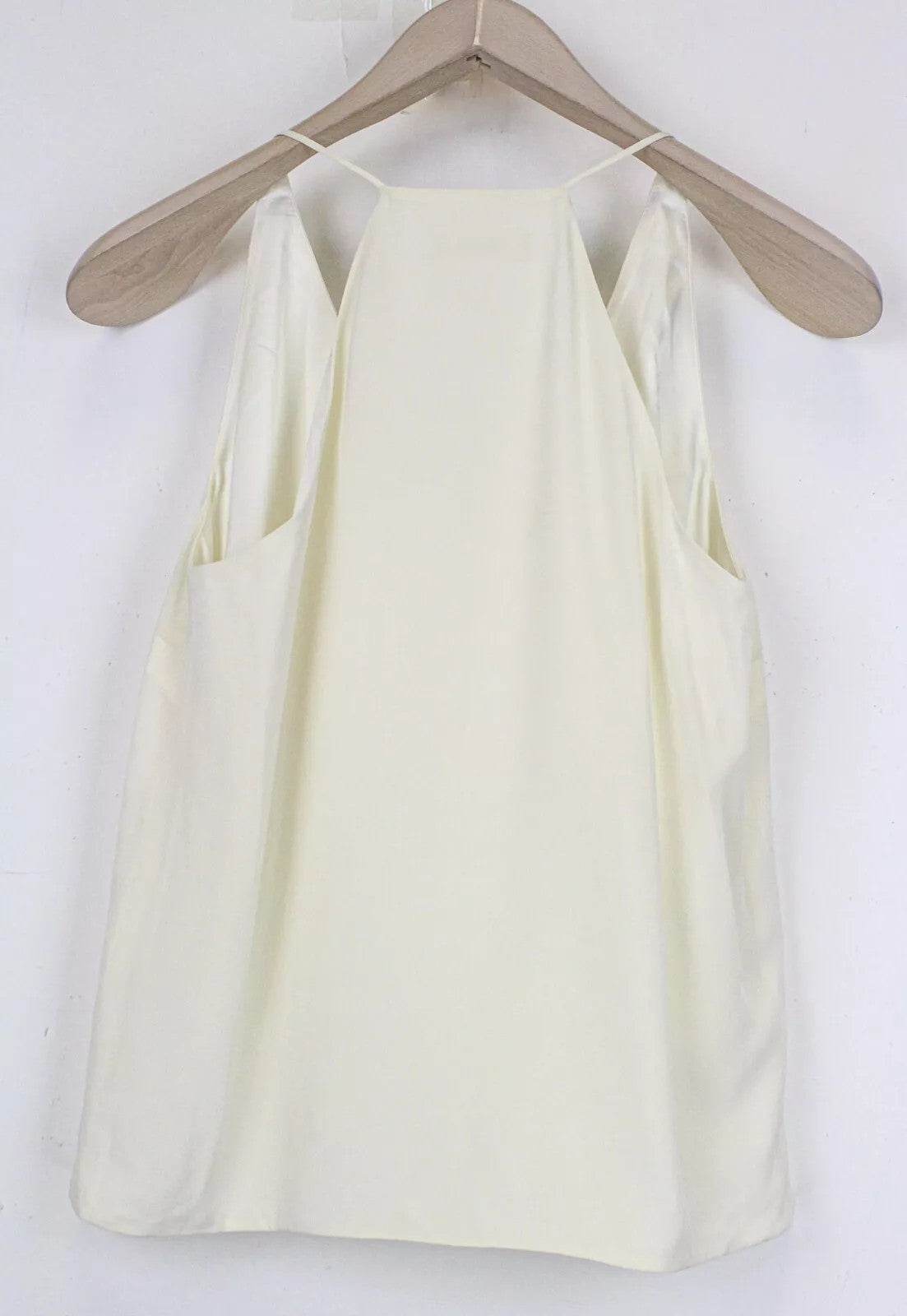 SUISTUDIO Rickie moteriški marškinėliai, UK8, balkšvi, šilkinis megztinis su V formos iškirpte ir pamušalu 