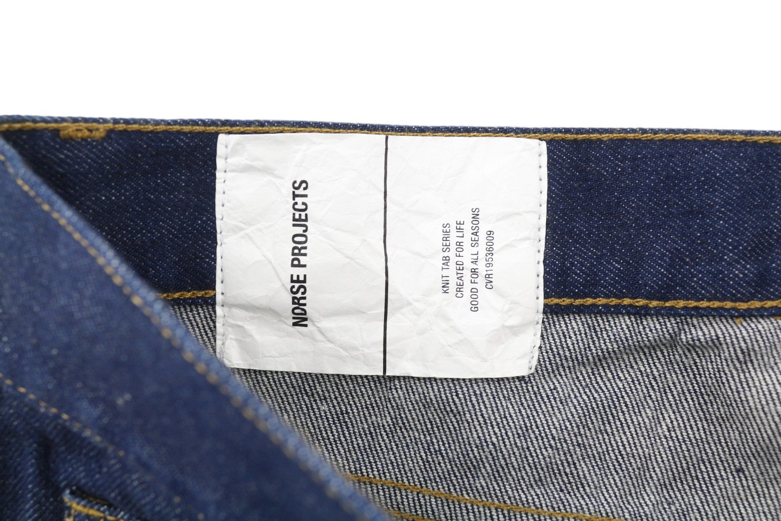 NORSE PROJECTS vyriški šortai W31 tamsiai mėlyni džinsiniai, prigludę, laisvalaikio stiliaus, su užtrauktuku ir kišenėmis. 