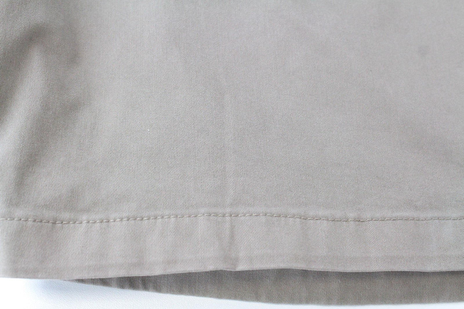 SUITSUPPLY vyriški pilkai rudi W36 šortai iš tamprios medvilnės, plokščio priekio, vasariniai drabužiai 