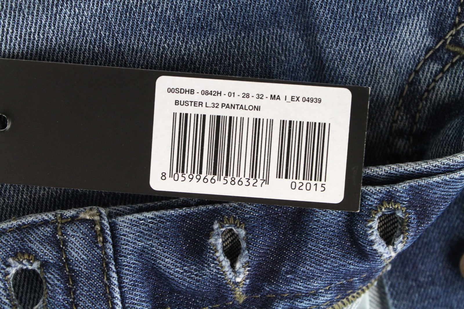 DIESEL Buster 0842H Men's W28/L32 Slim Tapered Blue Jeans in Stretch Cotton