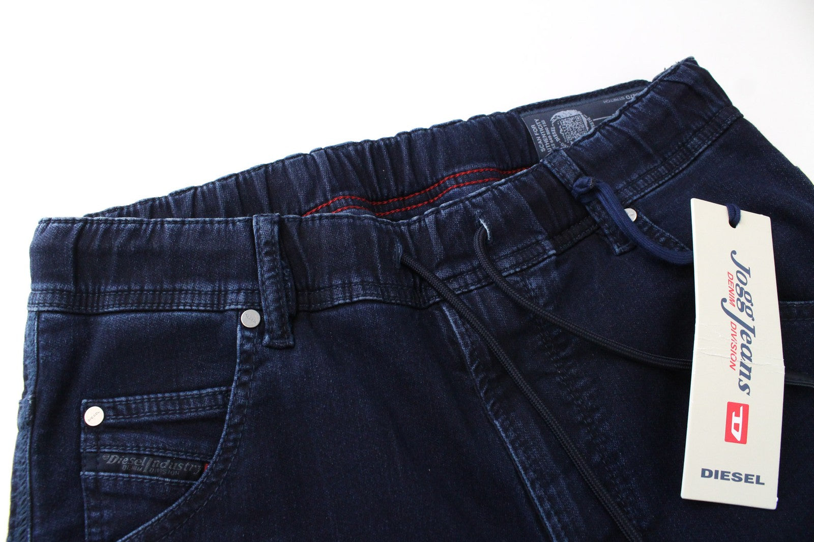 DIESEL Krooley-NE 0687D vyriški W28 mėlyni ploni morkų kirpimo džinsai su tampria medvilne 