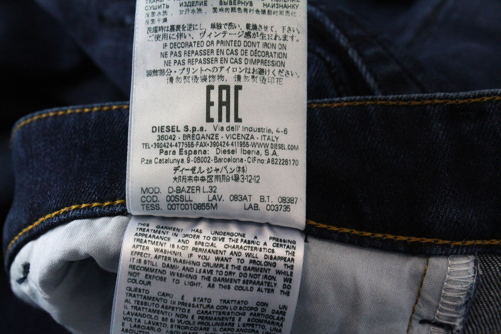 DIESEL D-Bazer 083AT vyriškos džinsinės kelnės W26/L32 tamsiai mėlynos, siaurėjančios su sagomis 