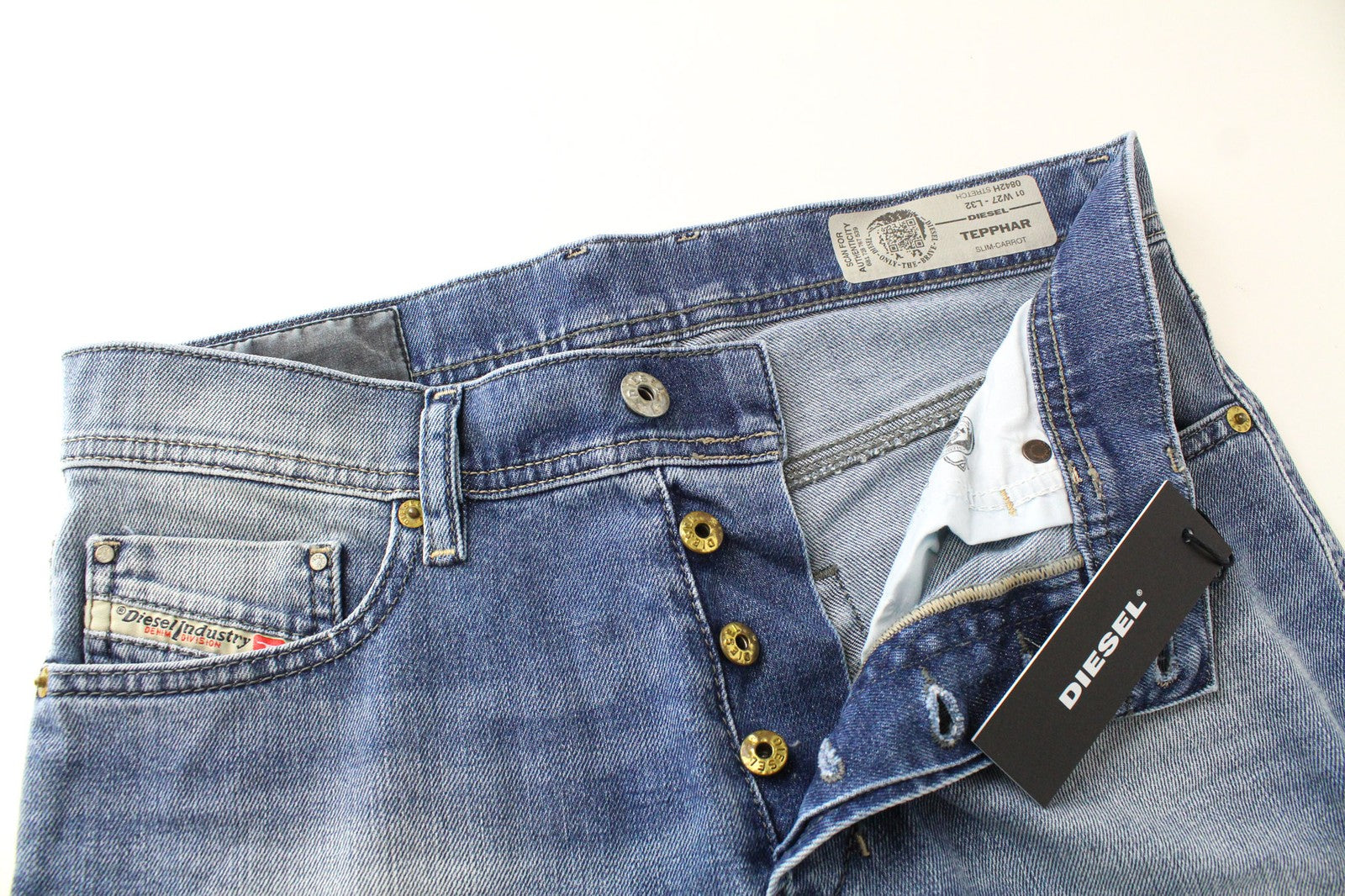 DIESEL Tepphar 0842H vyriškos džinsinės kelnės W27/L32 mėlynos elastinės plonos su morkų sagomis 