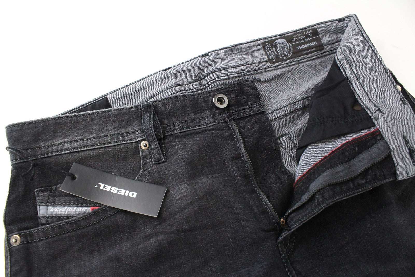 DIESEL Thommer 0687J vyriški ploni aptempti džinsai W32 L30 tamprūs tamsiai pilki 