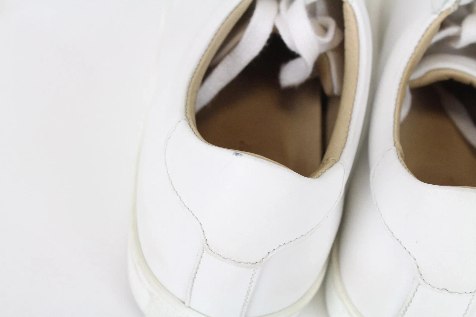 SUITSUPPLY vyriški balti sportbačiai, EU37, berniukiški, unisex, žemapadžiai odiniai sportbačiai 