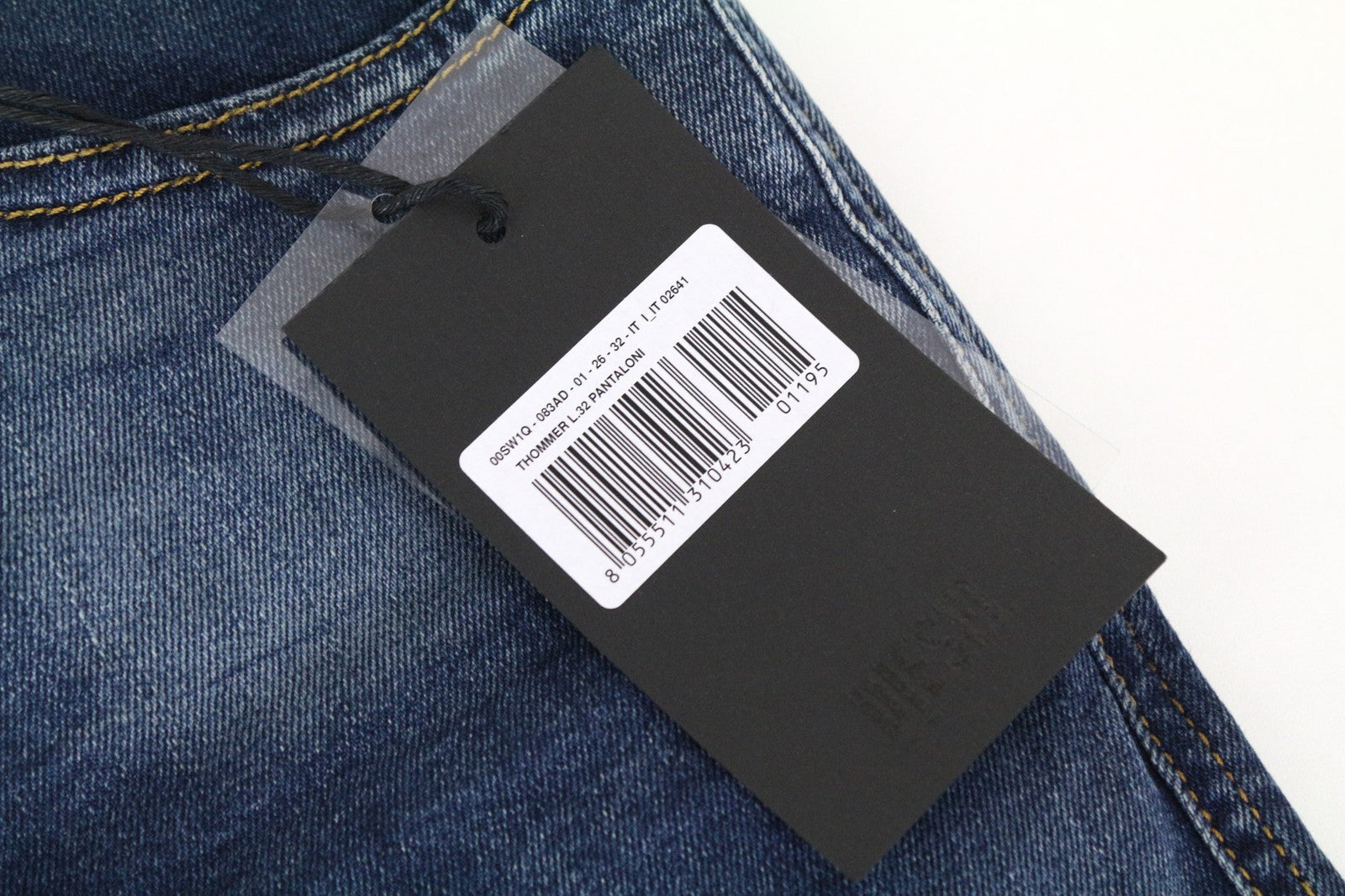 DIESEL Thommer 083AD vyriški vidutinio mėlynumo ploni džinsai su užtrauktuku ir tampriu kirpimu, W29 L32 