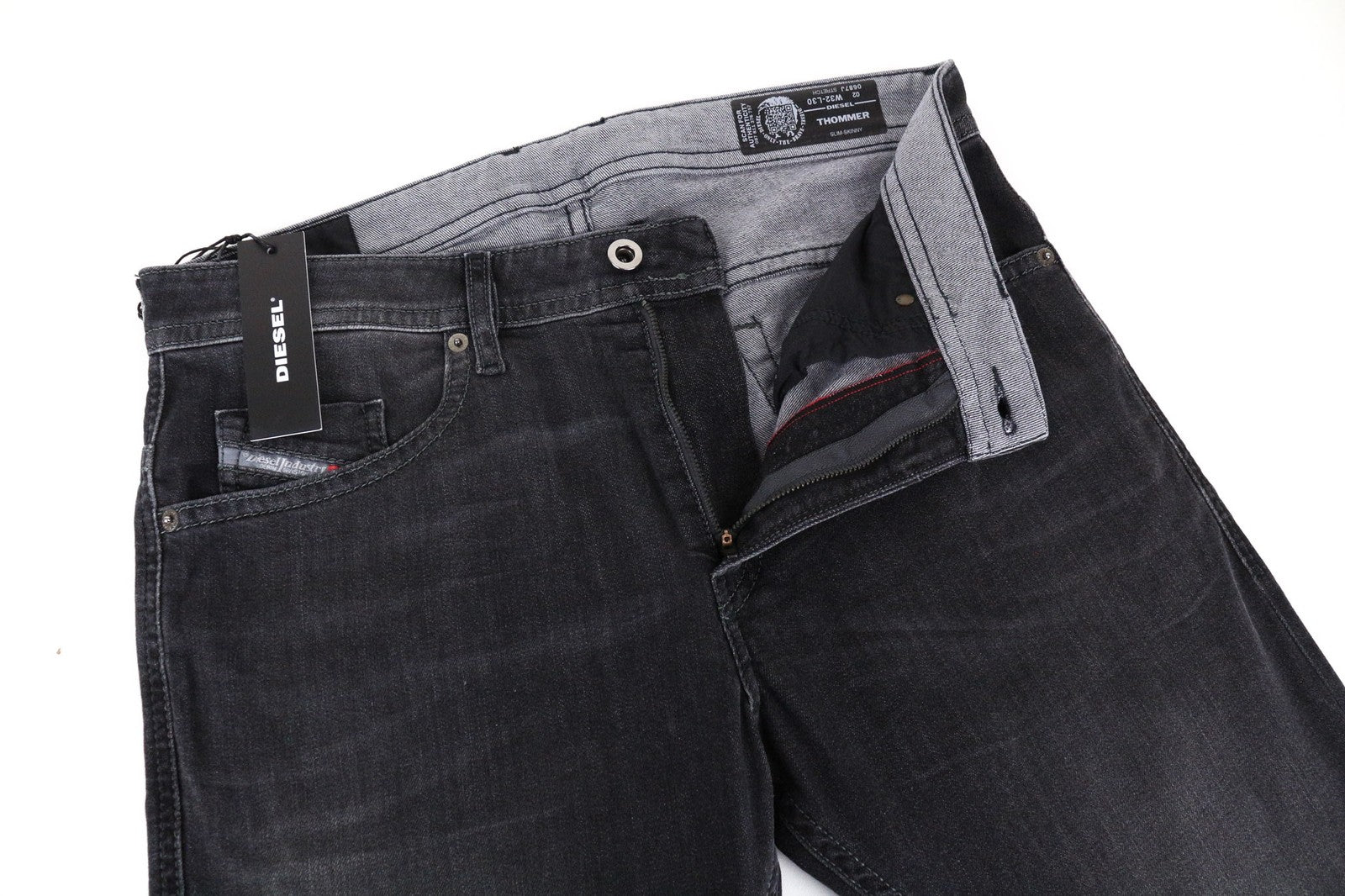 DIESEL Thommer 0687J vyriški pilki tamprūs džinsai su užtrauktuku W32 L30 aptemptas kirpimas 