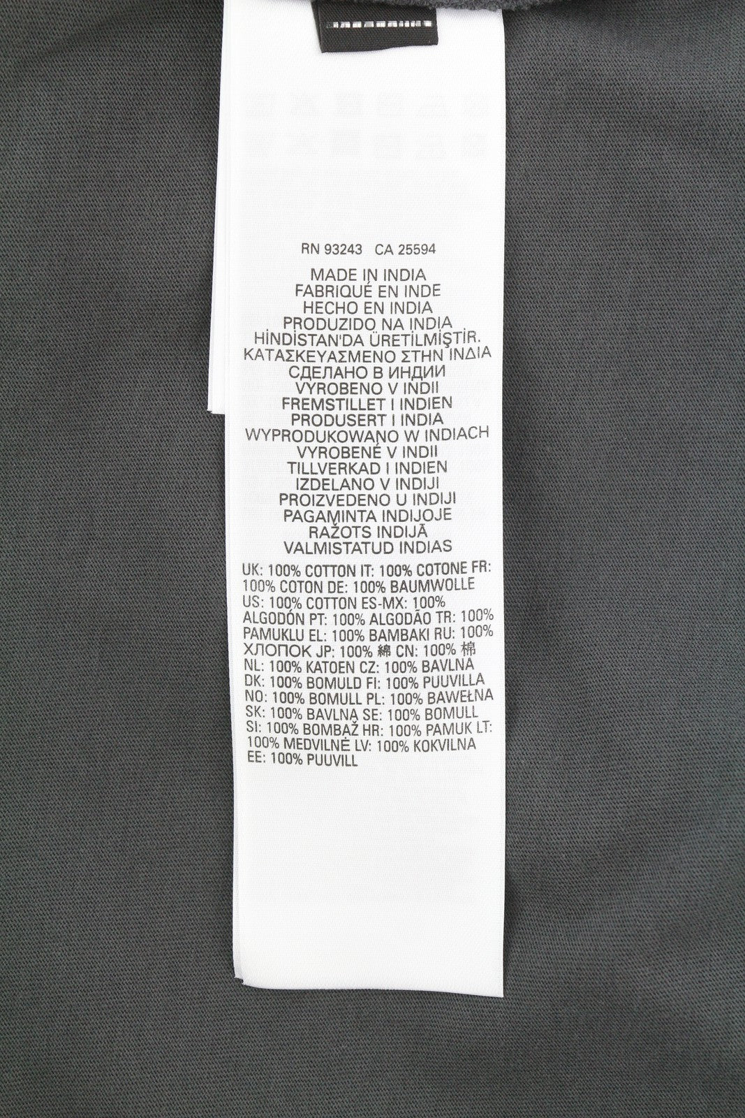 DIESEL T-Juslan-LS vyriški marškinėliai, pilki, ilgomis rankovėmis, apvalios iškirptės, tamprūs trikotažo drobės gabalėliai. 