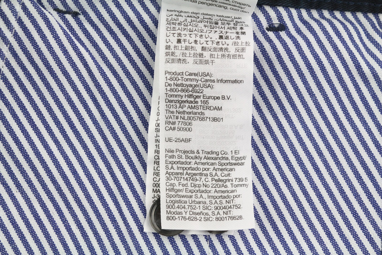 TOMMY HILFIGER Archive Chino vyriškos kelnės W32/L34 su plačiomis, siaurėjančiomis klostėmis, rekomenduojama kaina – 109 €