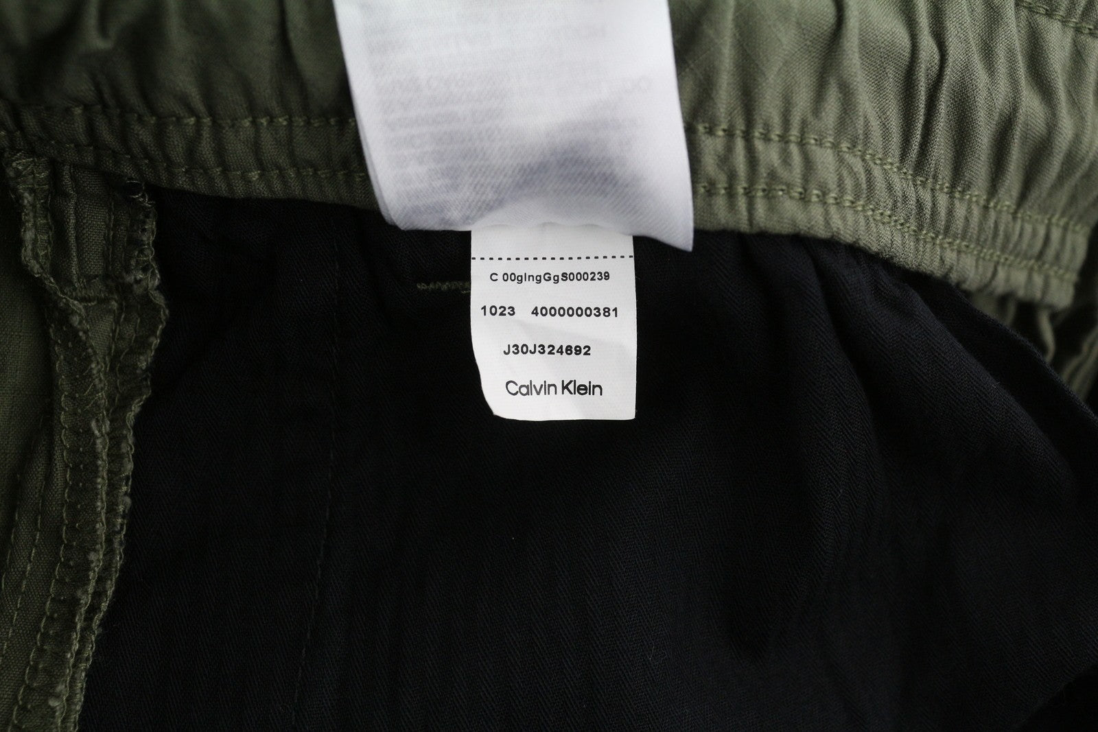 CALVIN KLEIN Essential Regular vyriškos kelnės M žalios krovininės su elastingu juosmeniu logotipu