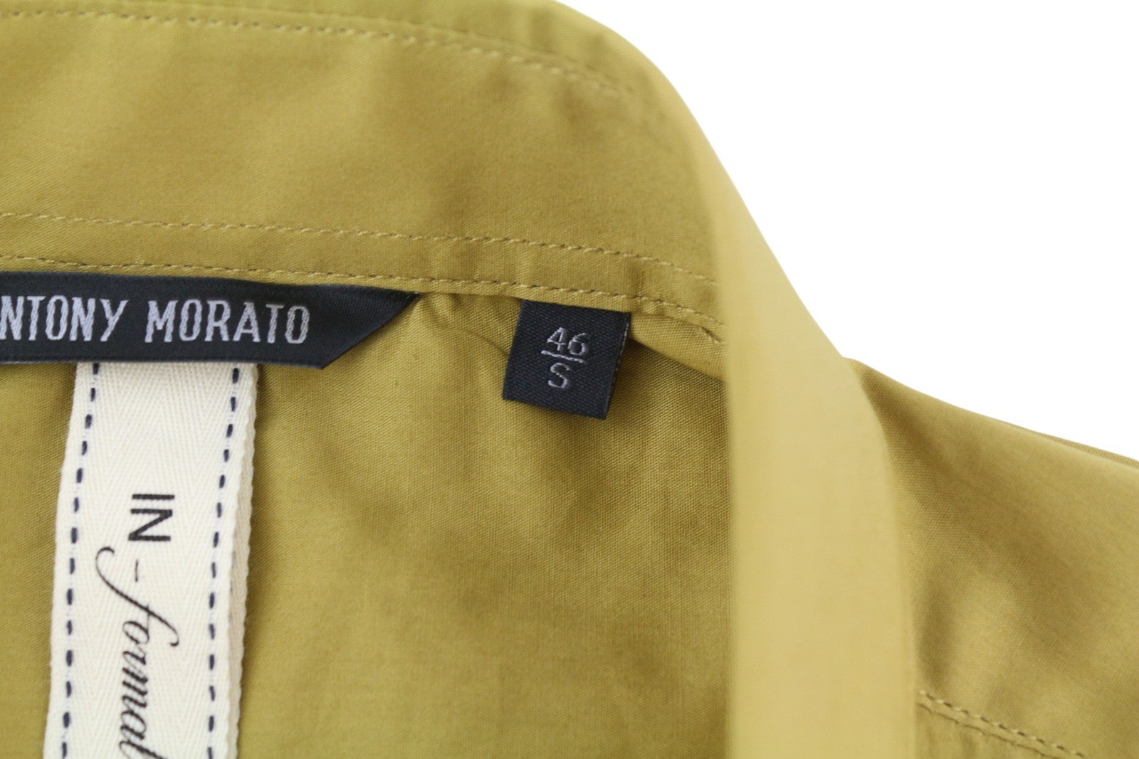 ANTONY MORATO vyriški marškiniai S, garstyčių spalvos, su sagomis žemyn apykakle, kišenėmis ant užtiestų kraštų, trumpomis rankovėmis. 