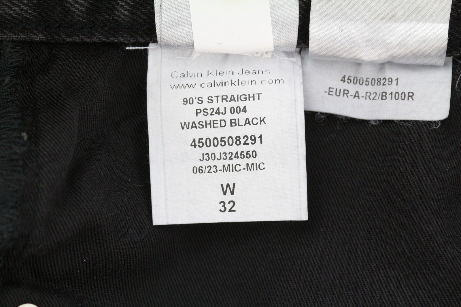 CALVIN KLEIN 90-ųjų tiesūs vyriški džinsai W32 juodi su užtrauktuku ir kišenėmis džinsinio audinio, rekomenduojama kaina – 119 € 