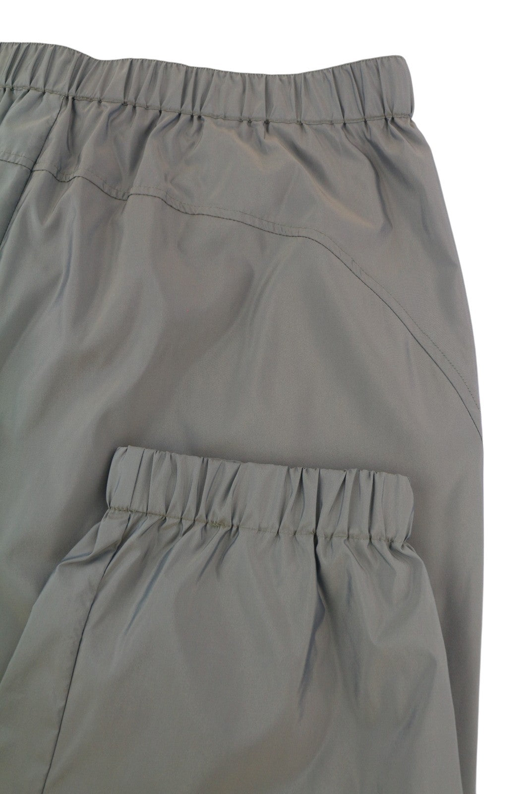 CALVIN KLEIN vyriškos kelnės XL dydžio, pilkos, elastingo juosmens, blizgaus stiliaus, plonos, su užtrauktuku, krovininės. 