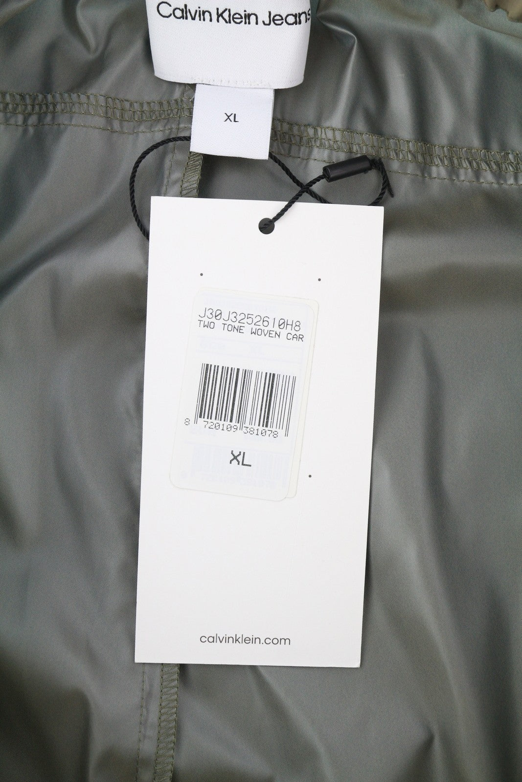 CALVIN KLEIN vyriškos kelnės XL dydžio, pilkos, elastingo juosmens, blizgaus stiliaus, plonos, su užtrauktuku, krovininės. 