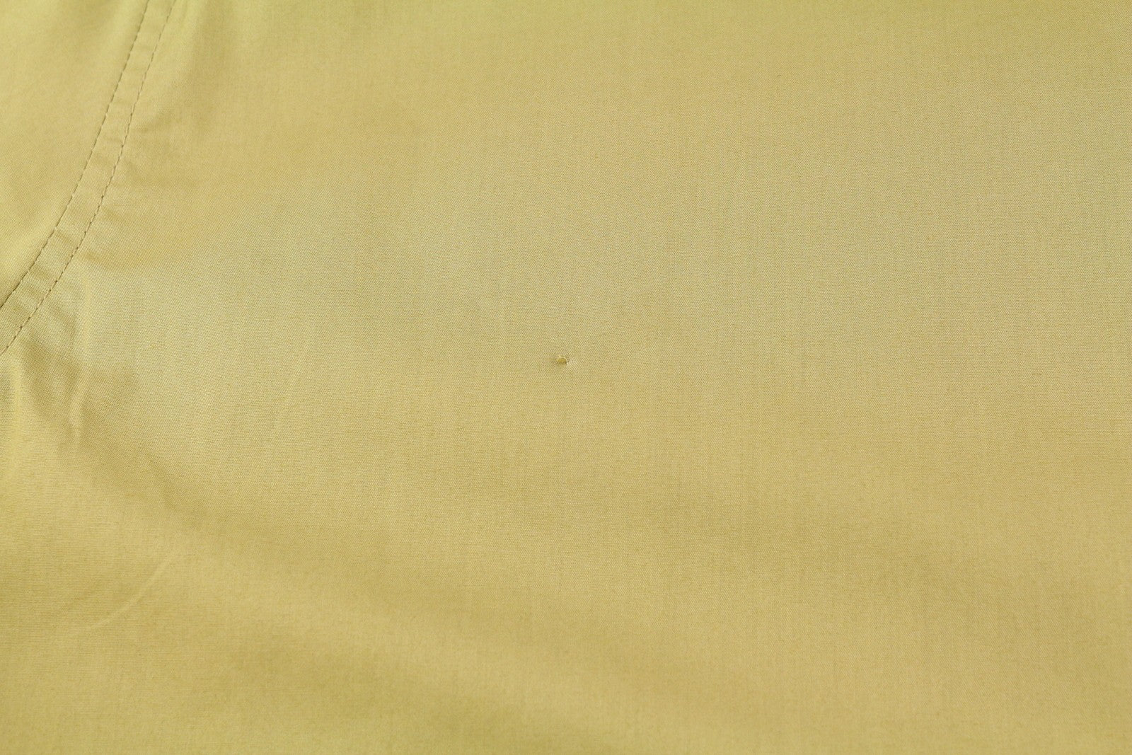 ANTONY MORATO vyriški marškiniai L dydžio, garstyčių spalvos, su sagomis apykaklėje, kišenėmis ant užtiesalų, trumpomis rankovėmis. 