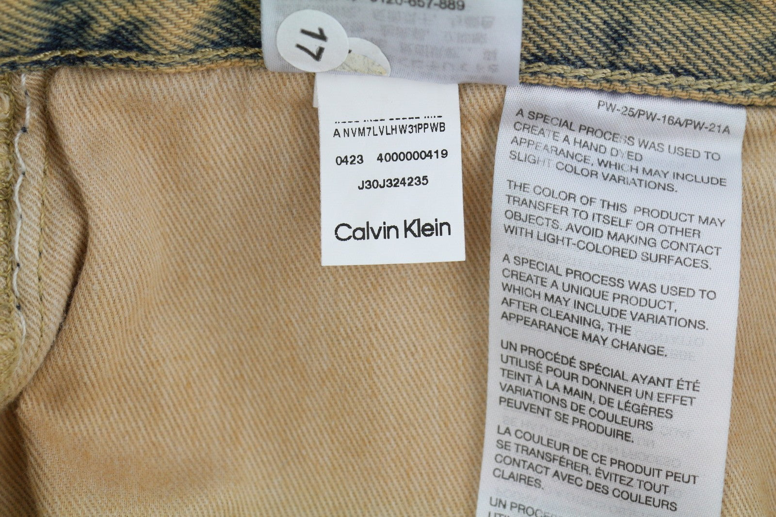 CALVIN KLEIN 90-ųjų tiesūs vyriški džinsai W30 išblukintos rudos spalvos su užtrauktuku ir logotipu, rekomenduojama kaina – 119 € 
